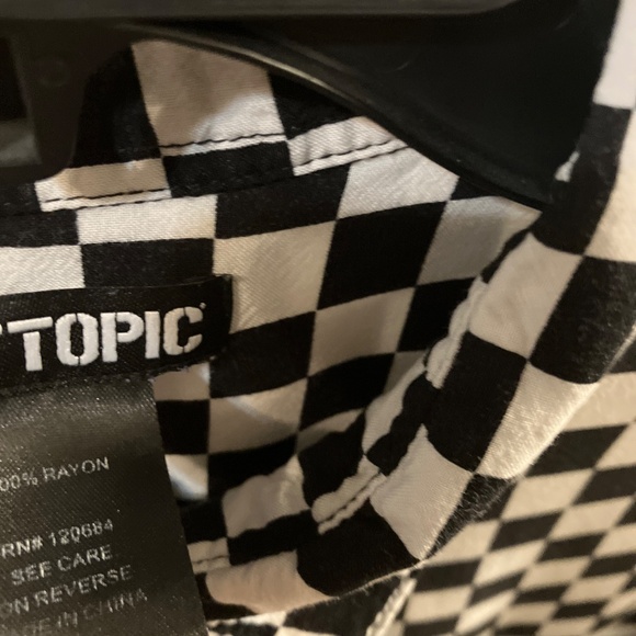 Checkered shirt from hot topic - Picture 3 of 3